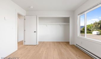 1714 S 19th Ave, Bozeman, MT 59718