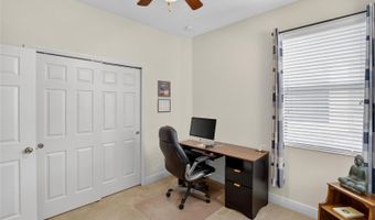 307 BLUEWATER FALLS Ct, Apollo Beach, FL 33572