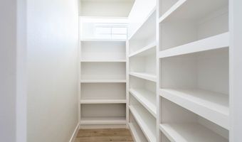 10 NE Armlei Dr, Andrews, TX 79714