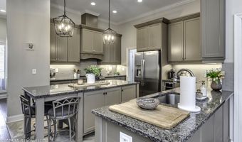 216 Emerald Cir, Brandon, MS 39047