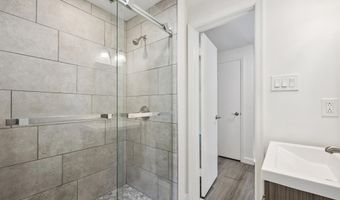 4756 6TH St S, Arlington, VA 22204