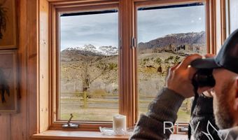 93 Copperleaf Dr, Cody, WY 82414