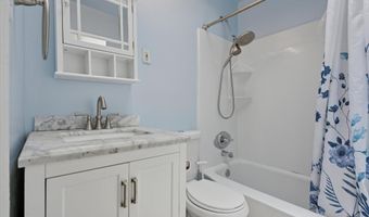 354 DAWSON St, Philadelphia, PA 19128