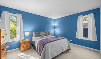 39867 N Harbor Ridge Dr, Antioch, IL 60002