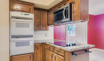 3245 Valley St, Carlsbad, CA 92008