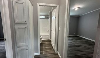 55744 HOLIDAY Cir, Astor, FL 32102