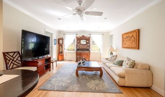2 Greenview Rd, Brookfield, CT 06804