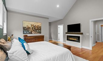 52 Pine Swamp Rd, Cumberland, RI 02864