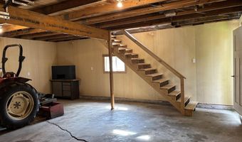 2318 N Lakeview Dr, Austin, IN 47102