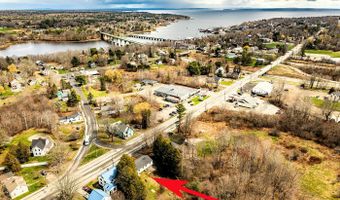 162 Waldo Ave, Belfast, ME 04915
