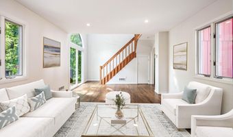 51 Candlewood Lake Rd, Brookfield, CT 06804