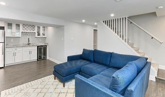 5029 22ND St S, Arlington, VA 22206