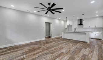 90 Live Oak St, Alvarado, TX 76009