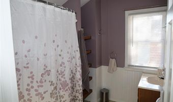 703 Maple St, Alexandria, MN 56308