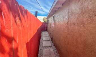 806 W Spruce St, Compton, CA 90220