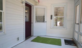 42 Thirteenth St, Bangor, ME 04401