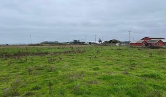 1127 Moxon Ln, Arcata, CA 95521