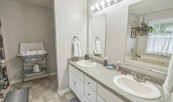 39 HARDWOOD Dr, Dover, DE 19904