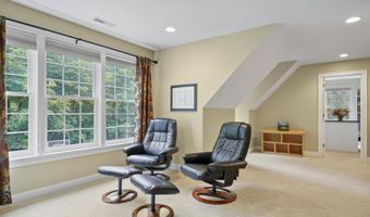 4 Chablis Ct, Bedford, NH 03110