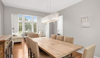 13877 Elkhart Rd, Apple Valley, MN 55124