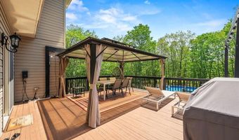 137 Long Vw, Albrightsville, PA 18210