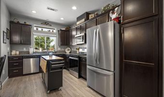 2203 Windrow Dr, Fernley, NV 89408