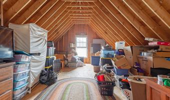 38 Fairview Ave, Auburn, ME 04210