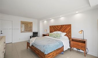 1000 W Island Blvd 504, Aventura, FL 33160