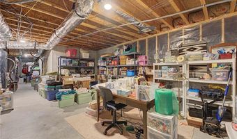 12 Hoyer Ln, Bella Vista, AR 72714