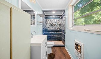 414 S Hutchinson Ave, Adel, GA 31620