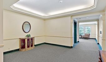 170 Haverhill St 136, Andover, MA 01810