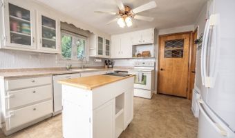 3 Swanson Dr, Bristol, CT 06010