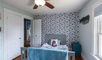 63 Paine Ave, Cranston, RI 02910