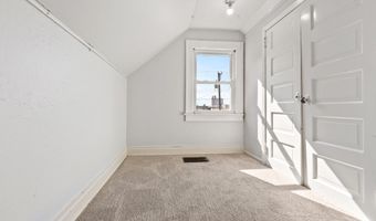614 S 11th St, Aberdeen, SD 57401