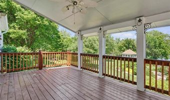 618 E 1714 Rd, Baldwin City, KS 66006