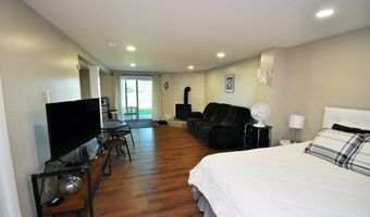 17 Village W Dr 11, Bristol, NH 03222