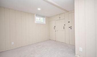 9107 LINDALE Dr, Bethesda, MD 20817