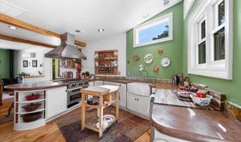 2700 E Main St, Ashland, OR 97520