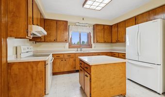 W6102 MANITOWOC Road, Appleton, WI 54915