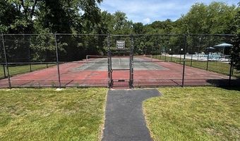 90 Washington Park Dr 1, Andover, MA 01810