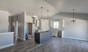 2701 Skyview Ln, Cody, WY 82414