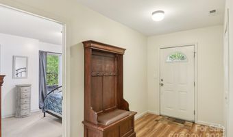 311 Jacks Knob Rd, Barnardsville, NC 28709