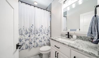 4839 Luxor Dr, Ammon, ID 83401