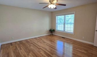 404 SUMMIT Dr, Blades, DE 19973
