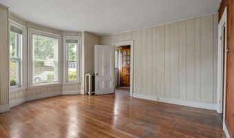 17 Neponset Ave, Boston, MA 02136