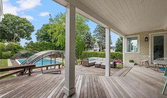 104 Kay Blvd, Newport, RI 02840
