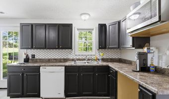243 E 508th Rd, Aldrich, MO 65601