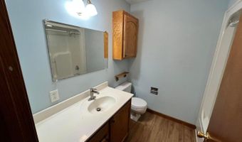 75 Moore Ave, Batesville, AR 72501