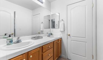 1336 Funston Dr, Santa Rosa, CA 95407
