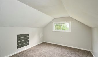 3261 Dewalt Dr, Akron, OH 44312